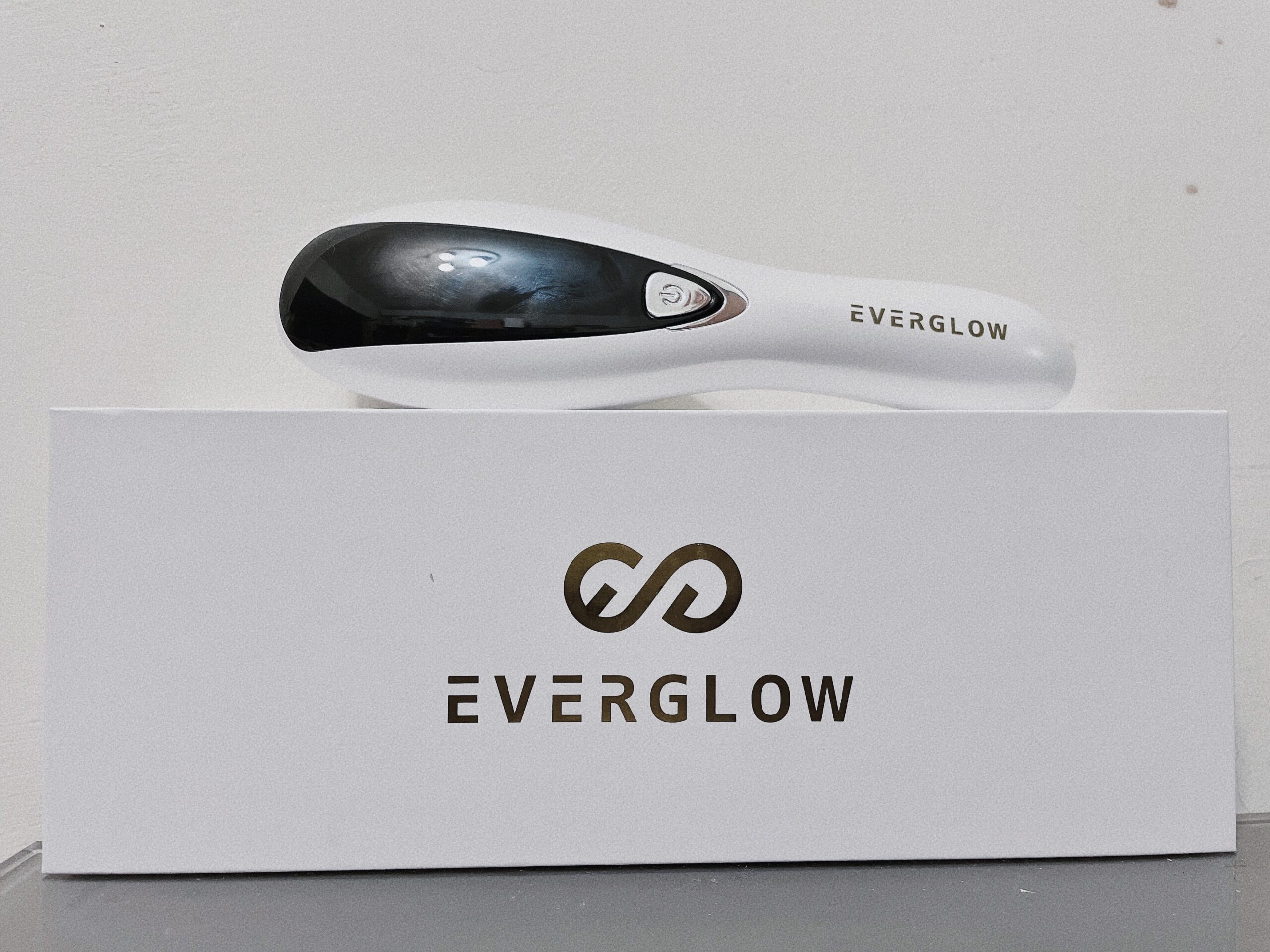 EVERGLOW 頭皮保養導入梳